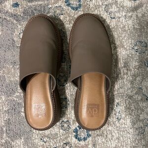 DV by Dolce Vita Tan Leather Mules